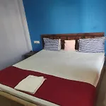 Goroomgo Hotel Tara Lodge Grand Road Near Temple - Best Selling