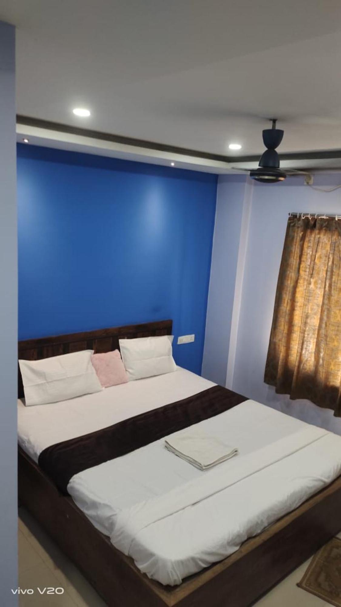 Goroomgo Tara Grand Road Near Temple - Best Selling Hotel