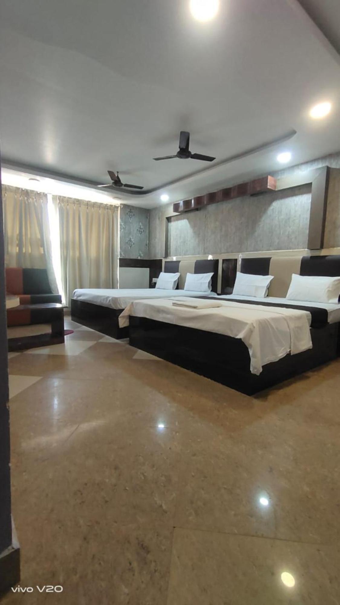 Hotel Goroomgo Tara Grand Road Near Temple - Best Selling Puri